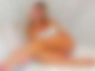 EllisaCherry's Live Sex Cam Show