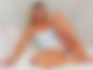 EllisaCherry's Live Sex Cam Show