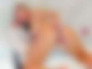 EllisaCherry's Live Sex Cam Show
