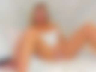 EllisaCherry's Live Sex Cam Show