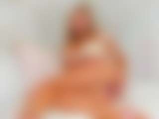 Live cam show with EllisaCherry - Control on SpunkLive