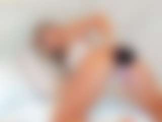 EllisaCherry's Live Sex Cam Show