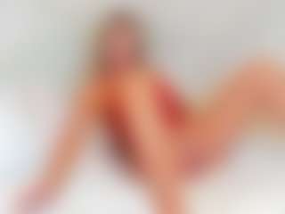 EllisaCherry's Live Sex Cam Show