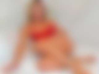 EllisaCherry's Live Sex Cam Show