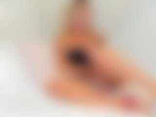 EllisaCherry's Live Sex Cam Show