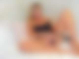 EllisaCherry's Live Sex Cam Show