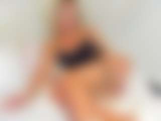 EllisaCherry's Live Sex Cam Show