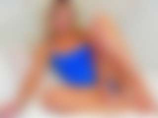 EllisaCherry's Live Sex Cam Show