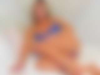 EllisaCherry's Live Sex Cam Show