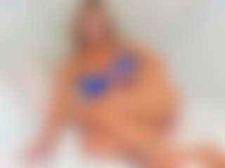 EllisaCherry's Live Sex Cam Show