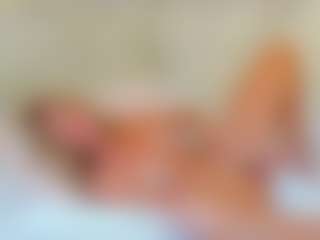 EllisaCherry's Live Sex Cam Show