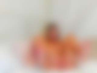 Live cam show with EllisaCherry - Bedroom on StripNow