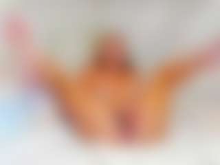 Live cam show with EllisaCherry - Small Ass on xxxlivecams.org