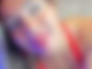 Live cam show with EllisaCherry - Blonde Hair on xDating