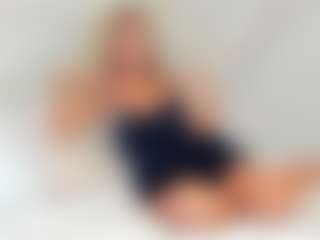 Live cam show with EllisaCherry - Dildo Or Vibrator on nudelive.tv