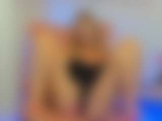 EllisaCherry's Live Sex Cam Show