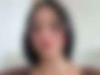 Kira Lopez's Live Sex Cam Show