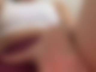 Kira Lopez's Live Sex Cam Show