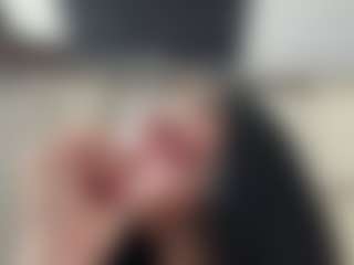 Kira Lopez's Live Sex Cam Show