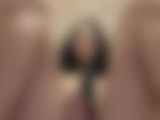 Kira Lopez's Live Sex Cam Show