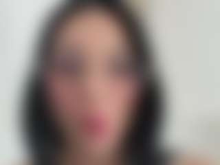 Kira Lopez's Live Sex Cam Show