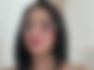 Kira Lopez's Live Sex Cam Show