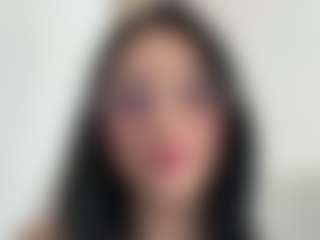 Kira Lopez's Live Sex Cam Show