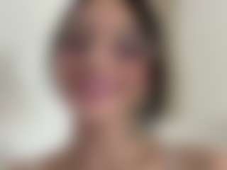 Kira Lopez's Live Sex Cam Show