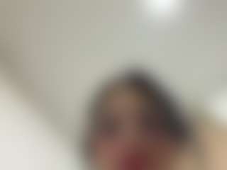 Kira Lopez's Live Sex Cam Show