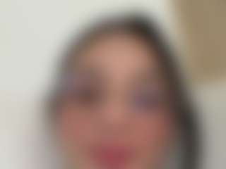 Kira Lopez's Live Sex Cam Show