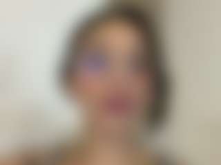 Kira Lopez's Live Sex Cam Show