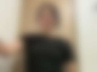 Kira Lopez's Live Sex Cam Show