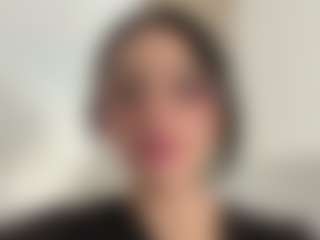 Kira Lopez's Live Sex Cam Show