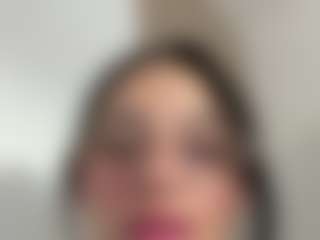 Kira Lopez's Live Sex Cam Show
