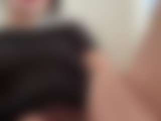 Kira Lopez's Live Sex Cam Show