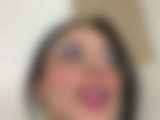 Kira Lopez's Live Sex Cam Show