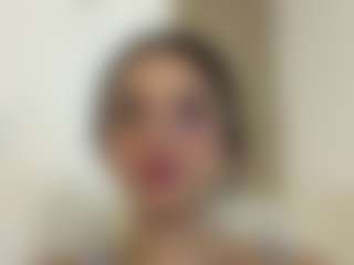 Kira Lopez's Live Sex Cam Show