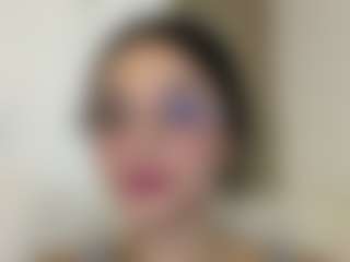 Kira Lopez's Live Sex Cam Show