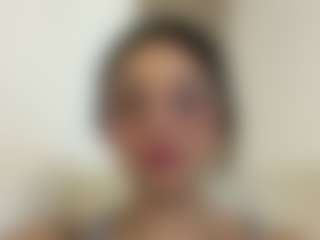 Kira Lopez's Live Sex Cam Show