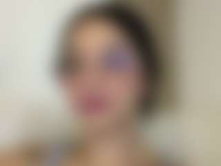 Kira Lopez's Live Sex Cam Show
