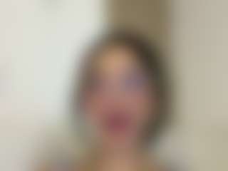 Kira Lopez's Live Sex Cam Show
