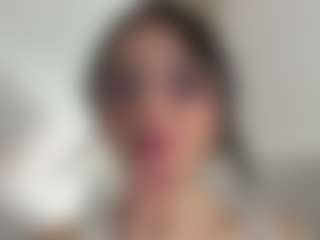Live cam show with Kira Lopez - Bedroom on dasdasdadada.com
