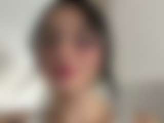 Kira Lopez's Live Sex Cam Show