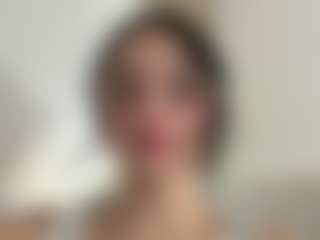 Kira Lopez's Live Sex Cam Show