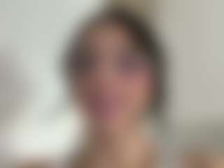 Kira Lopez's Live Sex Cam Show
