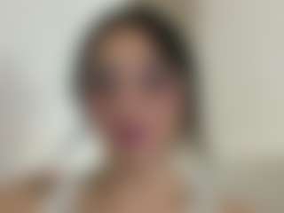 Kira Lopez's Live Sex Cam Show