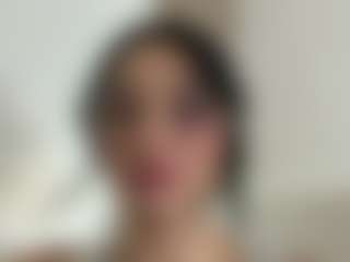Kira Lopez's Live Sex Cam Show