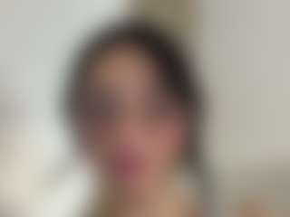 Kira Lopez's Live Sex Cam Show