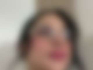 Kira Lopez's Live Sex Cam Show