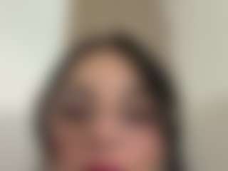 Kira Lopez's Live Sex Cam Show